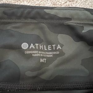 Athleta Camo leggings - Size Medium Tall, great condition